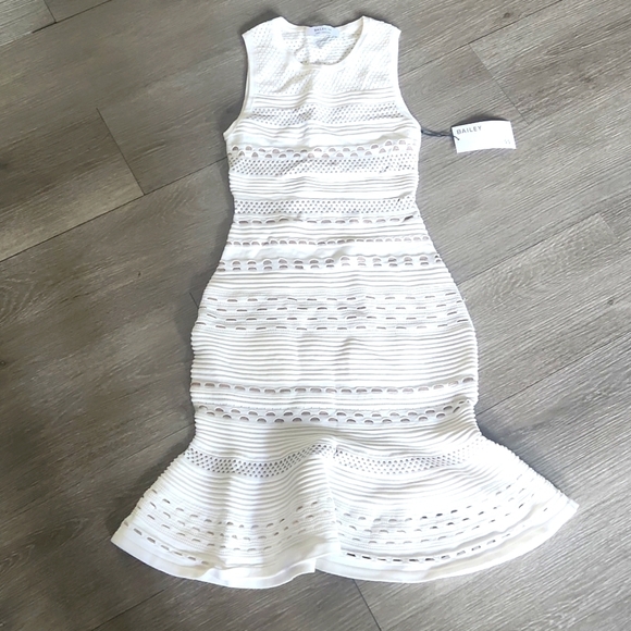 Bailey 44 Crepe Suzette Sweater Dress Size XS NWT - Picture 2 of 5